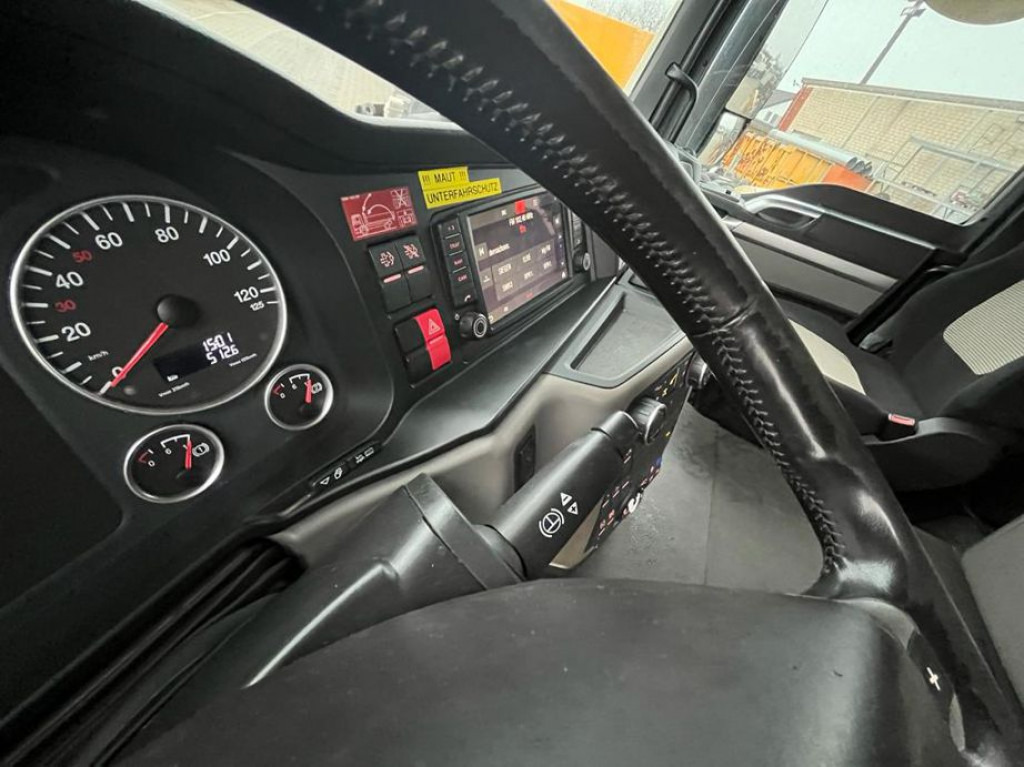 MAN TG-S 26.460 6x2-2 BL Abrollkipper Meiller, Funk - 吊钩升降车:图4 MAN TG-S 26.460 6x2-2 BL Abrollkipper Meiller, Funk - 吊钩升降车:图4