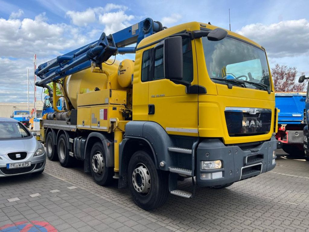 MAN TG-S 35.360 8x4 BB Pumi Pumi 24mKolbenpumpe deut - 混凝土泵车:图2 MAN TG-S 35.360 8x4 BB Pumi Pumi 24mKolbenpumpe deut - 混凝土泵车:图2