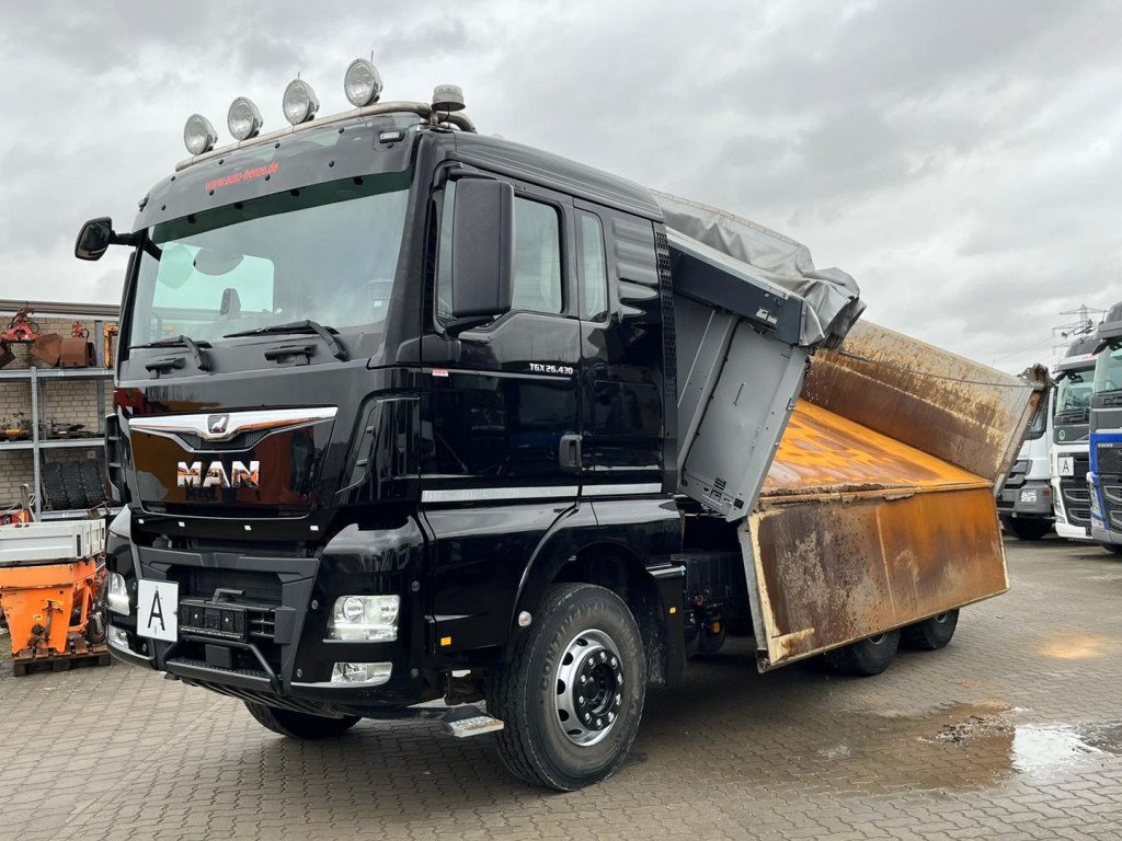 MAN TG-X 3-Achs Kipper 26.430 6x4 Bordmatik nur 73 tKm - 翻斗车:图1 MAN TG-X 3-Achs Kipper 26.430 6x4 Bordmatik nur 73 tKm - 翻斗车:图1