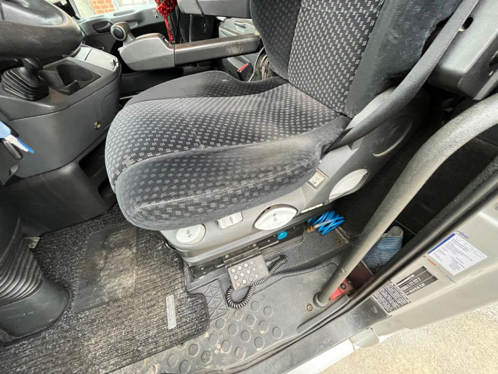 MERCEDES-BENZ Actros 2541 Pritsche Heckkran Palfinger PK 34002 - 栏板式/ 平板卡车, 起重车:图3 MERCEDES-BENZ Actros 2541 Pritsche Heckkran Palfinger PK 34002 - 栏板式/ 平板卡车, 起重车:图3