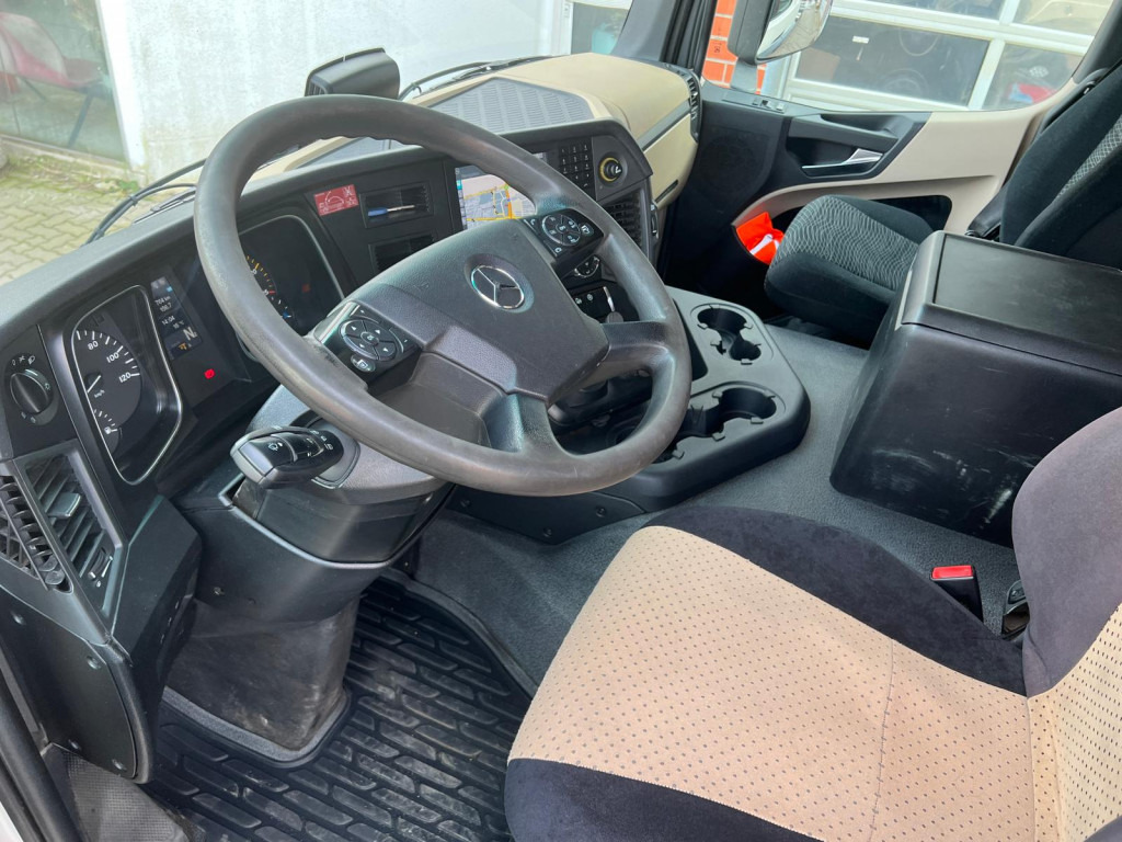 MERCEDES-BENZ Actros neu 2543 L 6x2 Abrollkipper Meiller Funk - 吊钩升降车:图5 MERCEDES-BENZ Actros neu 2543 L 6x2 Abrollkipper Meiller Funk - 吊钩升降车:图5