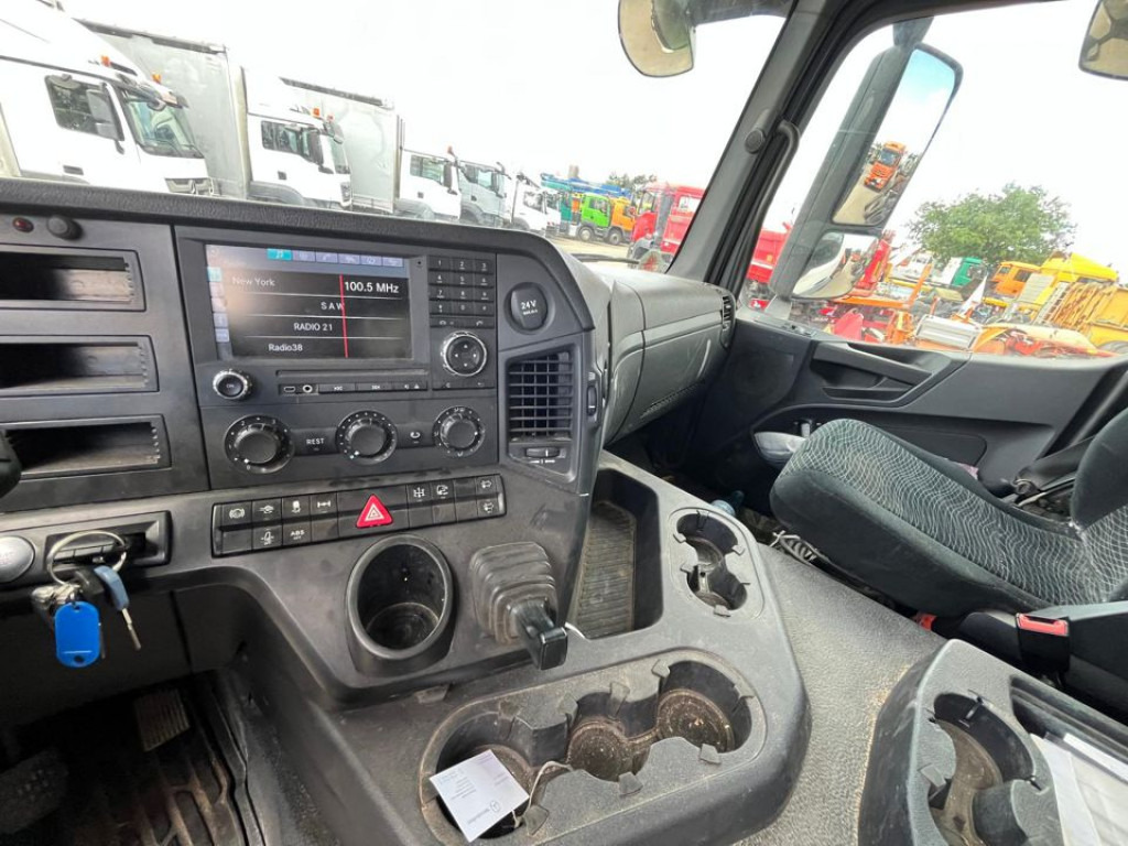 MERCEDES-BENZ Arocs 1835 K 2-Achs Kipper Kran Atlas 126.3 - 翻斗车, 起重车:图2 MERCEDES-BENZ Arocs 1835 K 2-Achs Kipper Kran Atlas 126.3 - 翻斗车, 起重车:图2