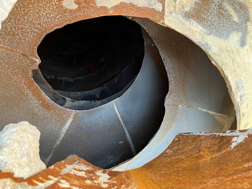 MERCEDES-BENZ Arocs 3236 8x4 Betonmischer Deutsch Top AP Achsen - 卡车:图4 MERCEDES-BENZ Arocs 3236 8x4 Betonmischer Deutsch Top AP Achsen - 卡车:图4