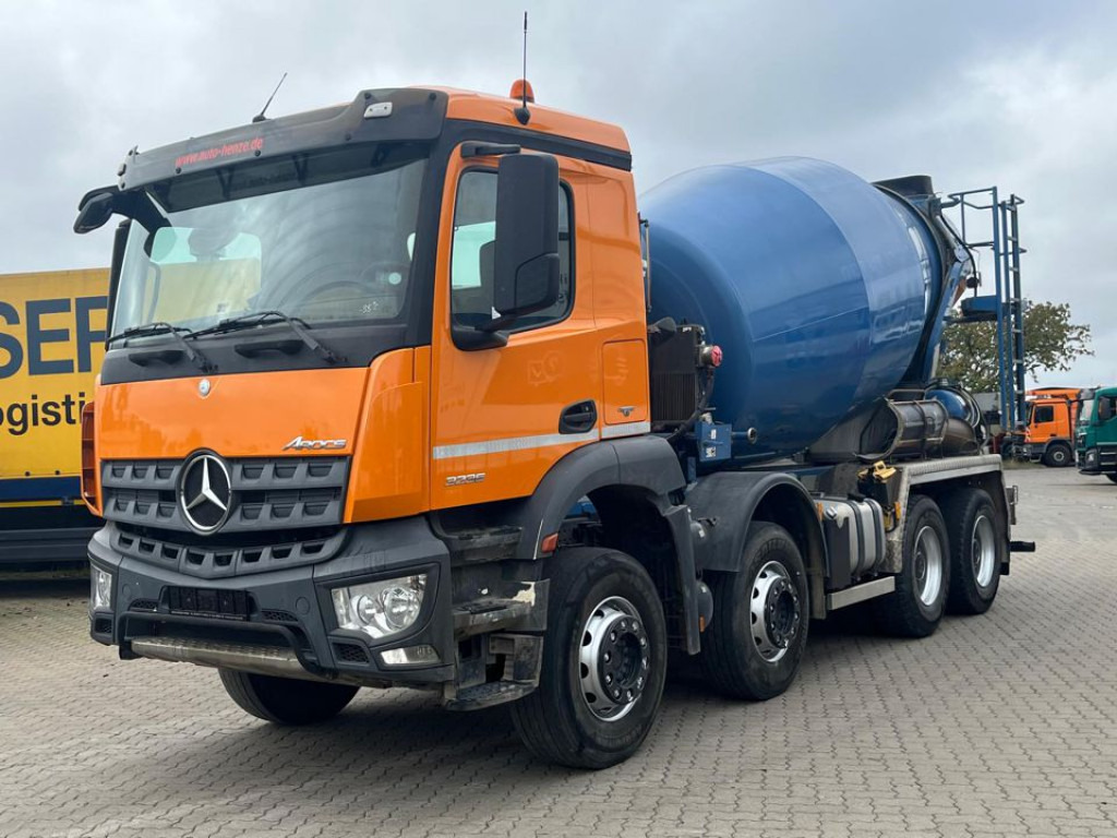 MERCEDES-BENZ Arocs 3236 8x4 Betonmischer Deutsch Top AP Achsen - 卡车:图1 MERCEDES-BENZ Arocs 3236 8x4 Betonmischer Deutsch Top AP Achsen - 卡车:图1
