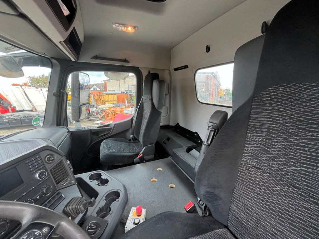 MERCEDES-BENZ Arocs 3236 8x4 Betonmischer Deutsch Top AP Achsen - 卡车:图2 MERCEDES-BENZ Arocs 3236 8x4 Betonmischer Deutsch Top AP Achsen - 卡车:图2