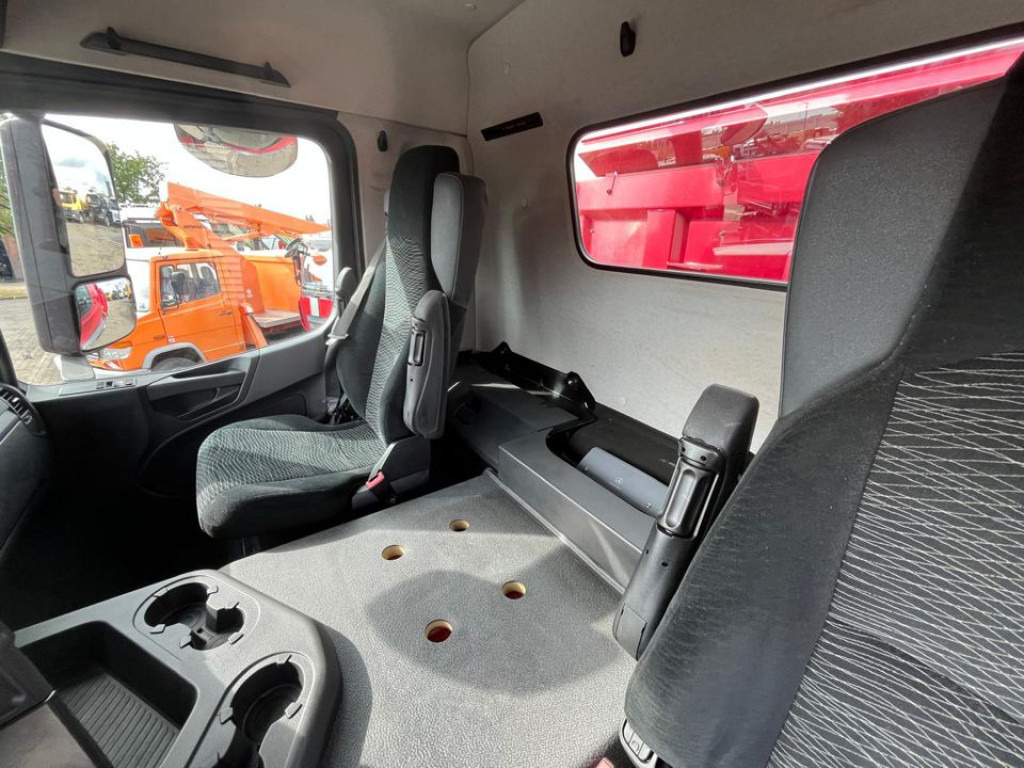 MERCEDES-BENZ Arocs 4143 8x4 4-Achs Kipper Meiller Bordmatik - 翻斗车:图2 MERCEDES-BENZ Arocs 4143 8x4 4-Achs Kipper Meiller Bordmatik - 翻斗车:图2