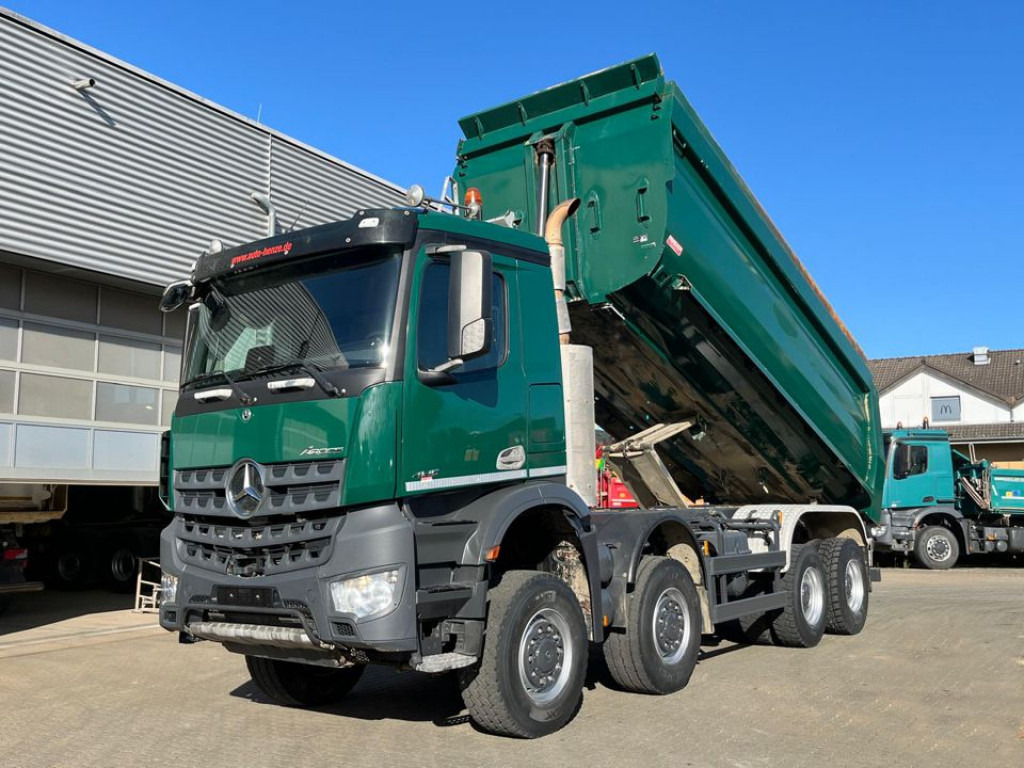 MERCEDES-BENZ Arocs 4145 8x8 4 Achs Muldenkipper Meiller - 翻斗车:图1 MERCEDES-BENZ Arocs 4145 8x8 4 Achs Muldenkipper Meiller - 翻斗车:图1