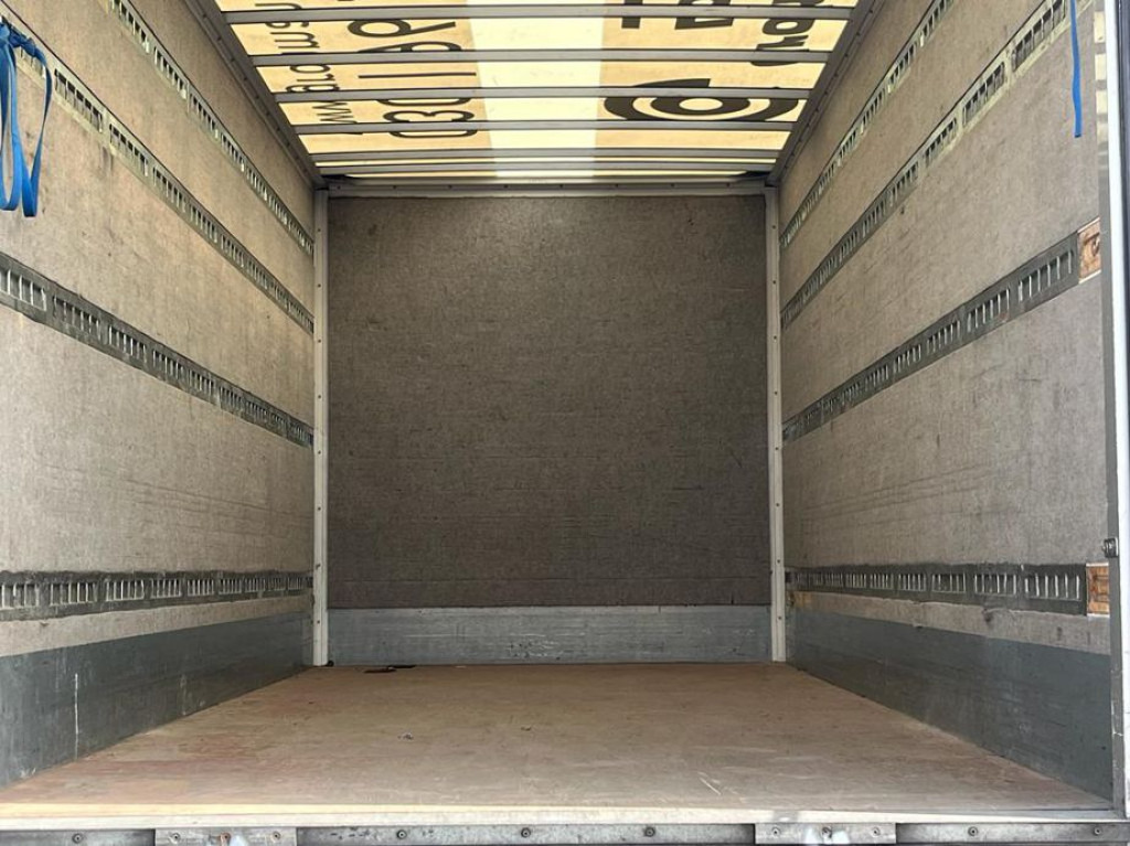 MERCEDES-BENZ Atego 818 L Möbelkoffer LBW Möbelkoffer gr.Fhs+Sitzreihe - 厢式货车:图4 MERCEDES-BENZ Atego 818 L Möbelkoffer LBW Möbelkoffer gr.Fhs+Sitzreihe - 厢式货车:图4