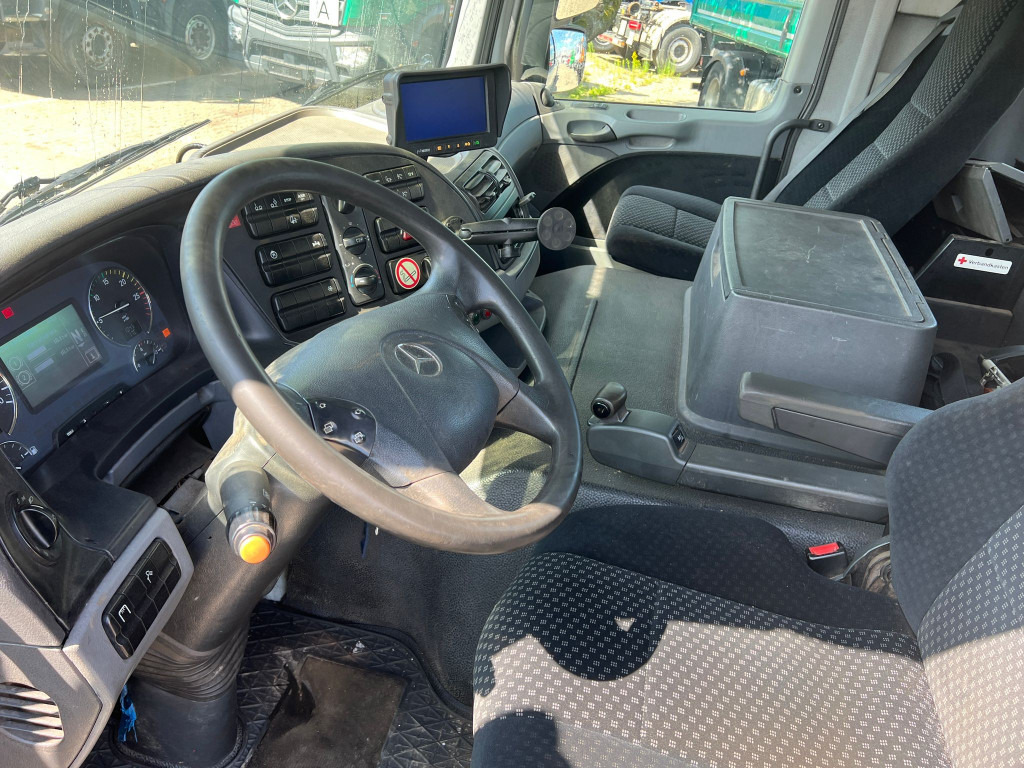 MERCEDES-BENZ Mercedes-Benz Actros Abrollkipper mit Kran 2541 L 6x2 Funk+Greiferst - 吊钩升降车, 起重车:图5 MERCEDES-BENZ Mercedes-Benz Actros Abrollkipper mit Kran 2541 L 6x2 Funk+Greiferst - 吊钩升降车, 起重车:图5