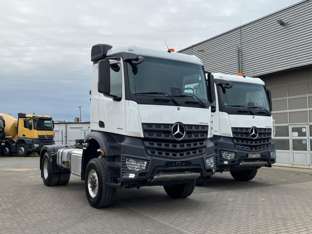 MERCEDES-BENZ Mercedes-Benz Arocs SZM 2043 AS 4x4 nur 133TKM ! Kipphydraulik - 牵引车:图2 MERCEDES-BENZ Mercedes-Benz Arocs SZM 2043 AS 4x4 nur 133TKM ! Kipphydraulik - 牵引车:图2