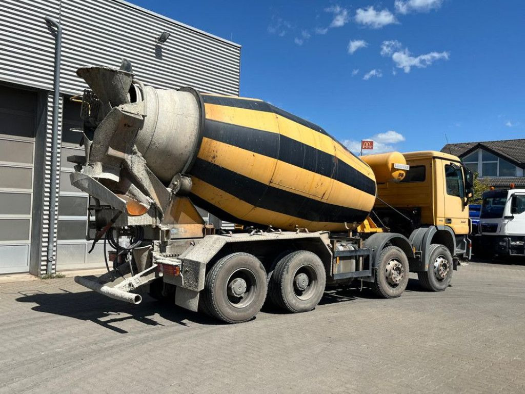 Mercedes-Benz Actros 3241 B 8x4 Betonmischer Liebherr, Deutsc - 吊钩升降车:图4 Mercedes-Benz Actros 3241 B 8x4 Betonmischer Liebherr, Deutsc - 吊钩升降车:图4