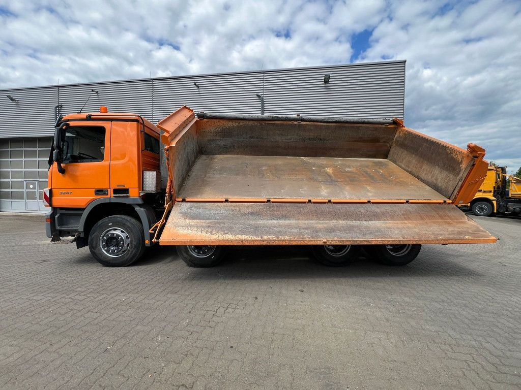 Mercedes-Benz Actros 3241 K 8x4 4-Achs Kipper Meiller Deutsch - 翻斗车:图5 Mercedes-Benz Actros 3241 K 8x4 4-Achs Kipper Meiller Deutsch - 翻斗车:图5