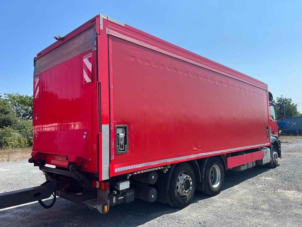 Mercedes-Benz Antos 2540 L 6x2 Pritsche LBW Getränke 8,2m, 2to - 侧帘卡车:图4 Mercedes-Benz Antos 2540 L 6x2 Pritsche LBW Getränke 8,2m, 2to - 侧帘卡车:图4