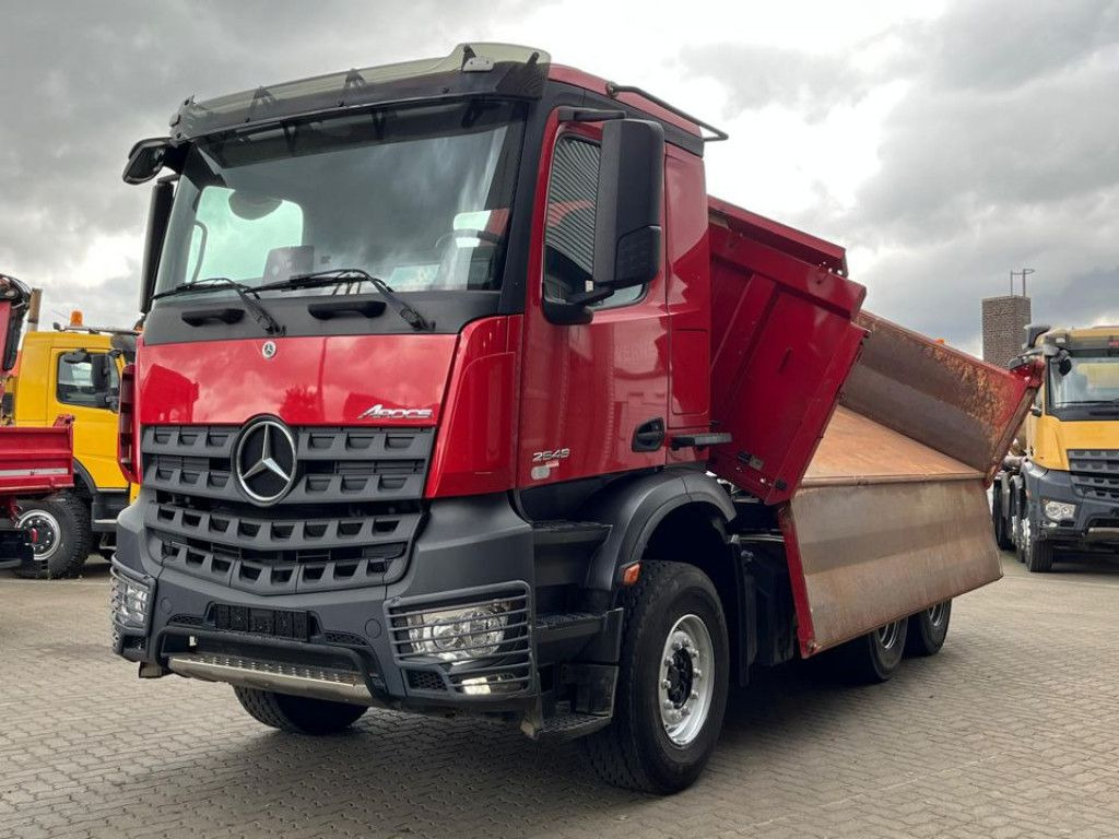 Mercedes-Benz Arocs 2648 6x4 3-Achs Kipper Bordmatik - 翻斗车:图1 Mercedes-Benz Arocs 2648 6x4 3-Achs Kipper Bordmatik - 翻斗车:图1