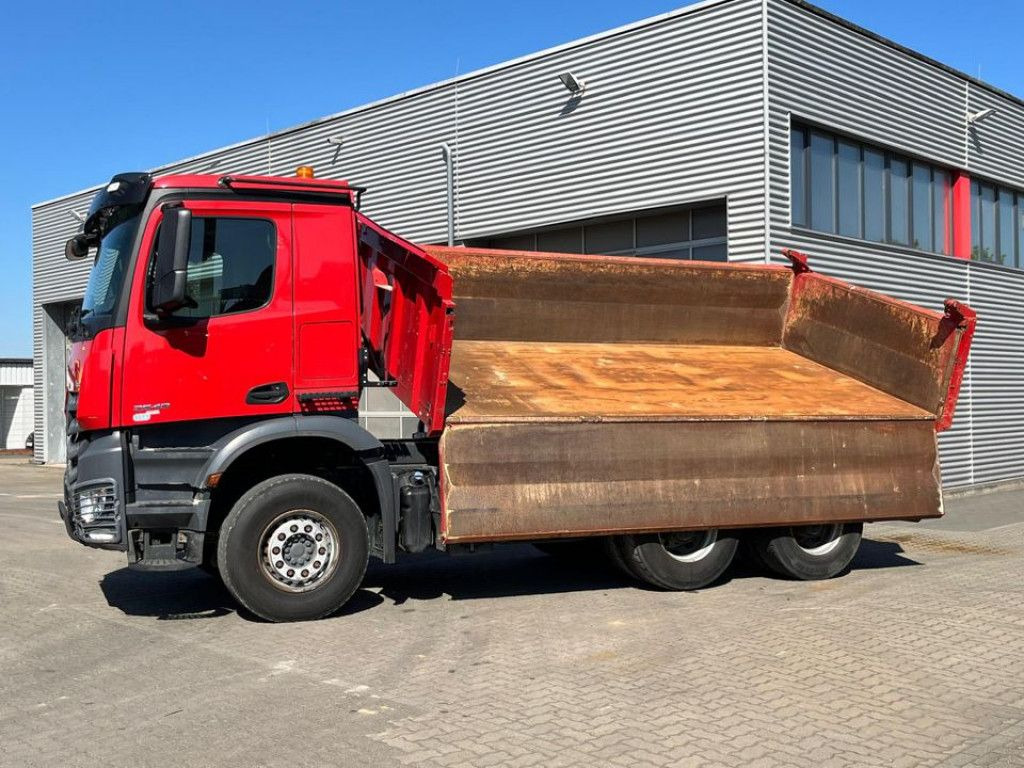 Mercedes-Benz Arocs 2648 6x4 3-Achs Kipper Bordmatik - 翻斗车:图3 Mercedes-Benz Arocs 2648 6x4 3-Achs Kipper Bordmatik - 翻斗车:图3
