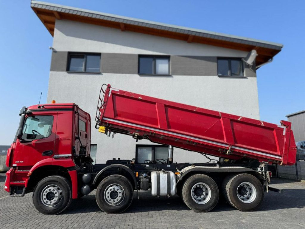 Mercedes-Benz Arocs 3243 8x4 4-Achs Kipper Bordmatik - 翻斗车:图3 Mercedes-Benz Arocs 3243 8x4 4-Achs Kipper Bordmatik - 翻斗车:图3