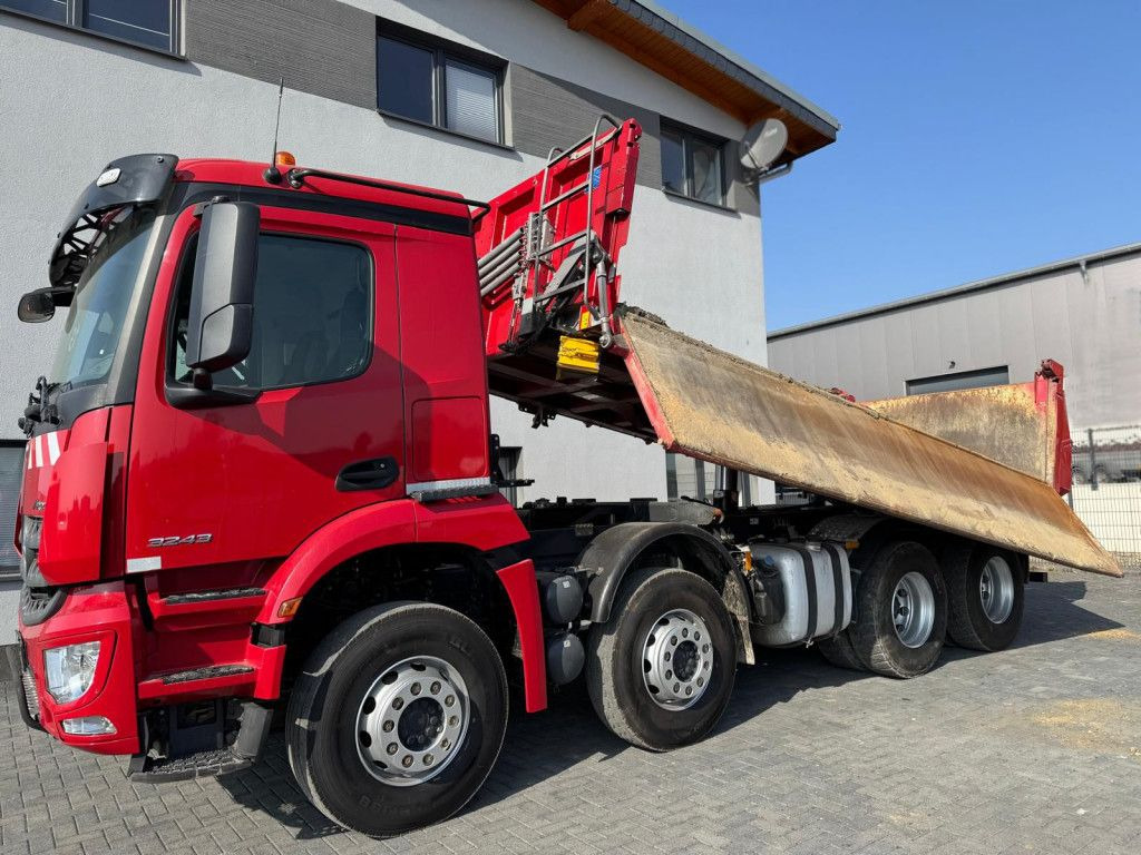 Mercedes-Benz Arocs 3243 8x4 4-Achs Kipper Bordmatik - 翻斗车:图1 Mercedes-Benz Arocs 3243 8x4 4-Achs Kipper Bordmatik - 翻斗车:图1