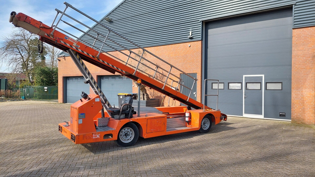 Belt Loader TLD NBL - 行李传送车:图1 Belt Loader TLD NBL - 行李传送车:图1