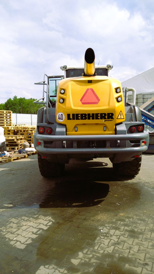 LIEBHERR L580 X POWER - 轮式装载机:图4 LIEBHERR L580 X POWER - 轮式装载机:图4