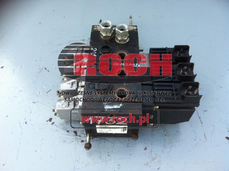 SAUER DANFOSS PVG32 11017977 110179774107B122641 157F247 157F72472106G138980 - 4 SEKCYJNY + CEWKI 24VDC 157B4128 - 液压阀 适用于 建筑机械:图1 SAUER DANFOSS PVG32 11017977 110179774107B122641 157F247 157F72472106G138980 - 4 SEKCYJNY + CEWKI 24VDC 157B4128 - 液压阀 适用于 建筑机械:图1