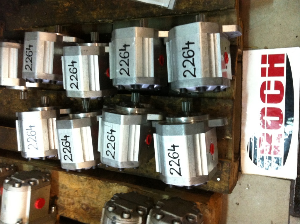 SAUER SUNDSTRAND SNP3NN/ 026LN07SA P1C7C7NNNN/NNNNN111.25.002.0A - 液压泵 适用于 建筑机械:图1 SAUER SUNDSTRAND SNP3NN/ 026LN07SA P1C7C7NNNN/NNNNN111.25.002.0A - 液压泵 适用于 建筑机械:图1