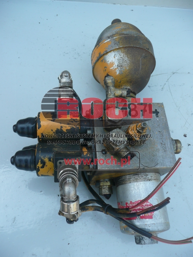 W2Z-1444 M160 + 280270 M160 24V + HYDROAKUMULATOR 0,7L 250BAR - 液压阀 适用于 挖掘机:图1 W2Z-1444 M160 + 280270 M160 24V + HYDROAKUMULATOR 0,7L 250BAR - 液压阀 适用于 挖掘机:图1