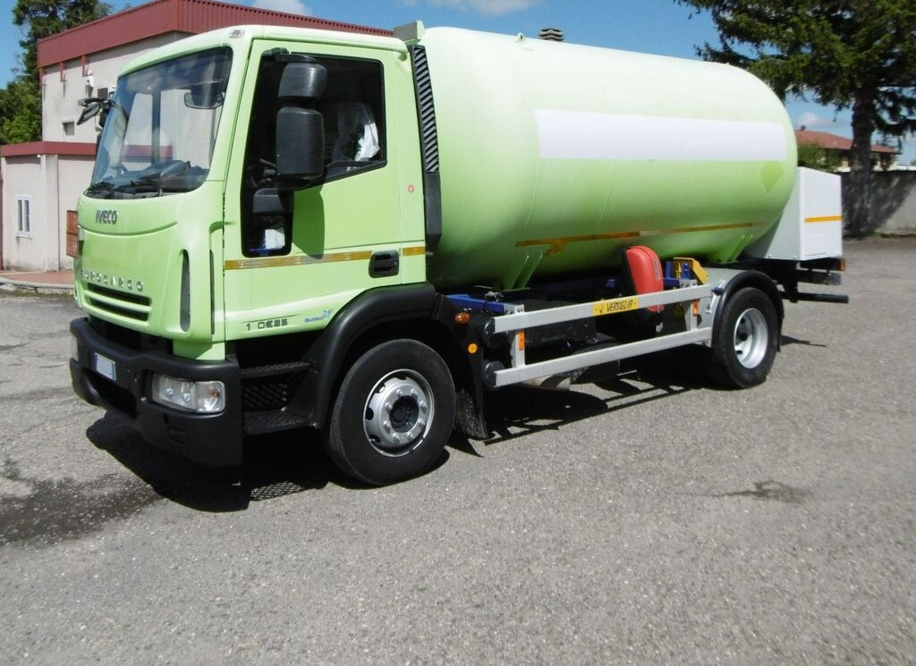 IVECO - 罐车:图1 IVECO - 罐车:图1