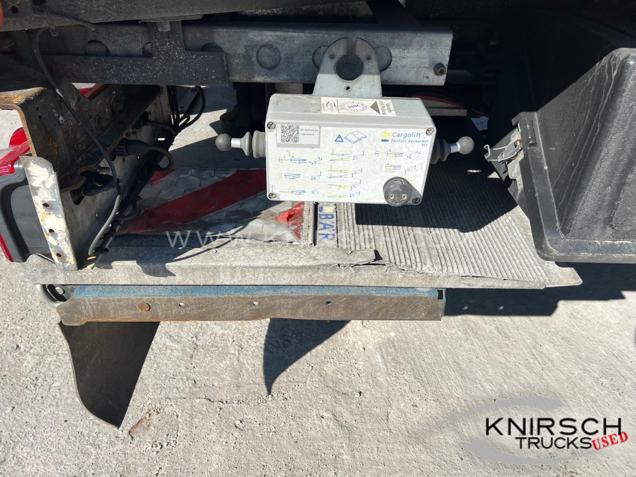 SCHMITZ SKO 24 Doppelstock, LBW 2000 kg, Liftachse - 等温半拖车:图2 SCHMITZ SKO 24 Doppelstock, LBW 2000 kg, Liftachse - 等温半拖车:图2