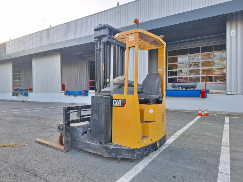 Caterpillar NRM20K - 四向前移式叉车:图4 Caterpillar NRM20K - 四向前移式叉车:图4