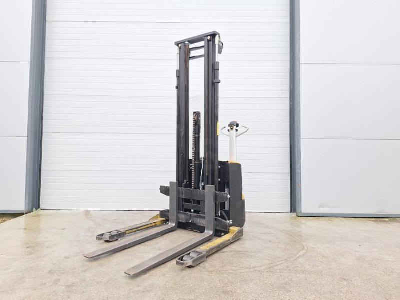 Caterpillar NSP16N2S - 堆垛机:图3 Caterpillar NSP16N2S - 堆垛机:图3