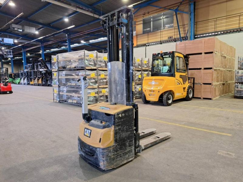 Caterpillar NSP16N2 - 堆垛机:图2 Caterpillar NSP16N2 - 堆垛机:图2