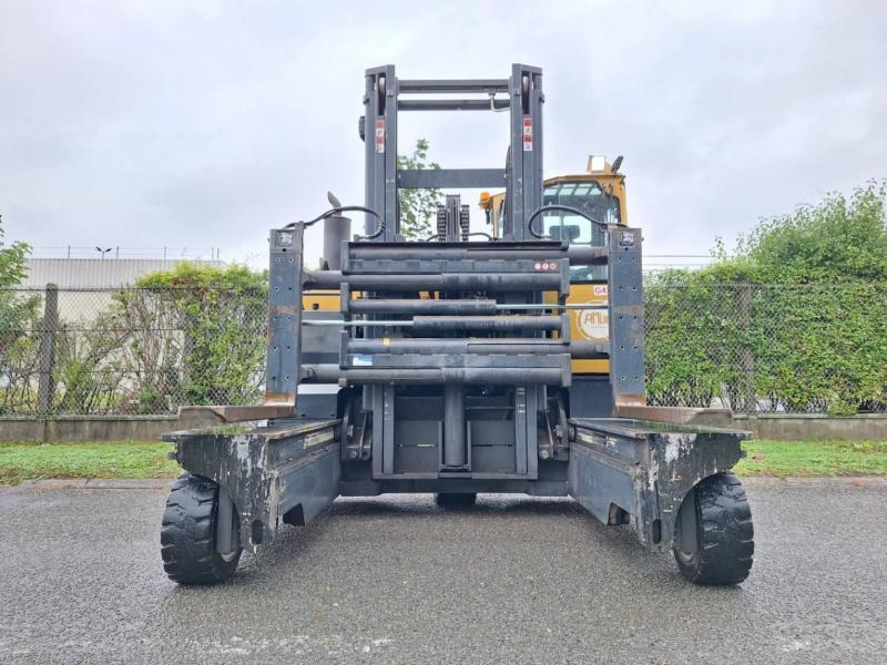 Combilift C8000-15 - 四向前移式叉车:图3 Combilift C8000-15 - 四向前移式叉车:图3