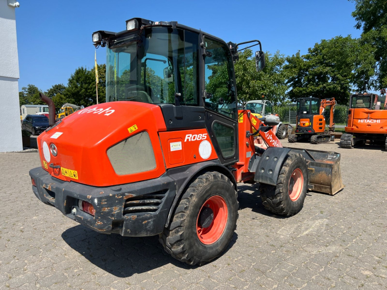 Kubota R 085, Bj 19, 1950 BH, SWE, Schaufel, Gabel - 轮式装载机:图4 Kubota R 085, Bj 19, 1950 BH, SWE, Schaufel, Gabel - 轮式装载机:图4