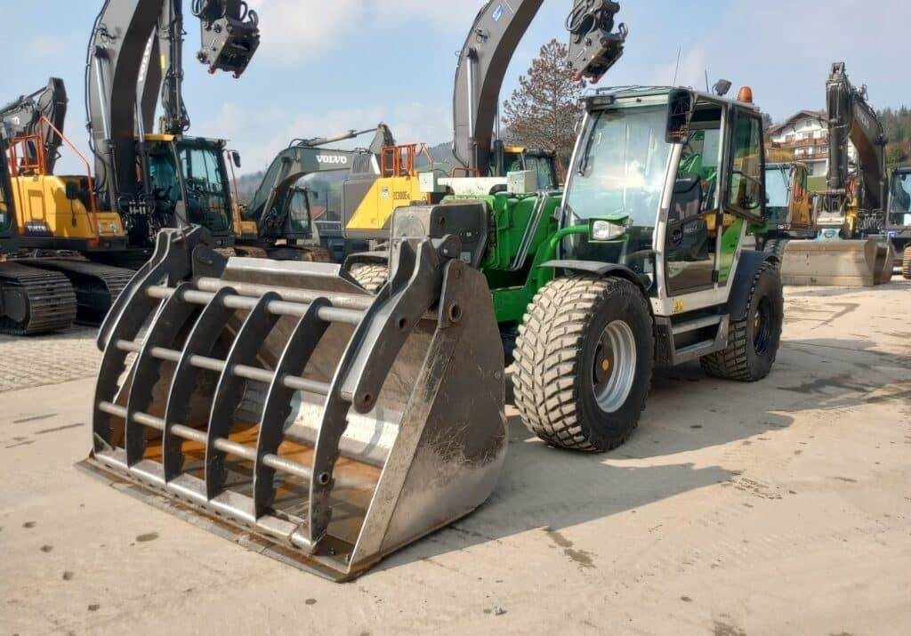Sennebogen 355E - 垃圾/ 工业叉装车:图4 Sennebogen 355E - 垃圾/ 工业叉装车:图4