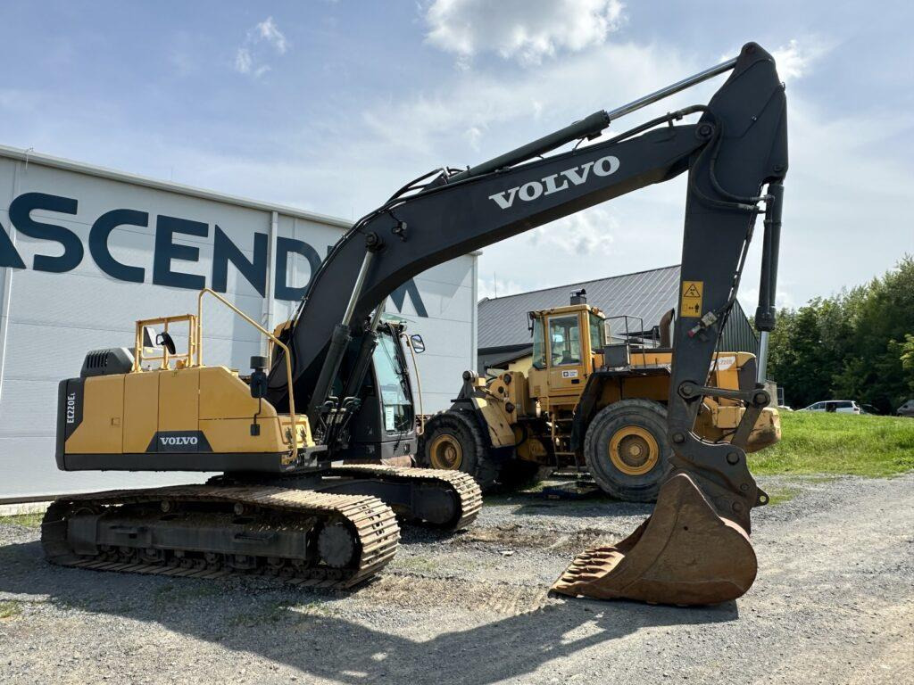 Volvo EC220EL - 履带式挖掘机:图1 Volvo EC220EL - 履带式挖掘机:图1