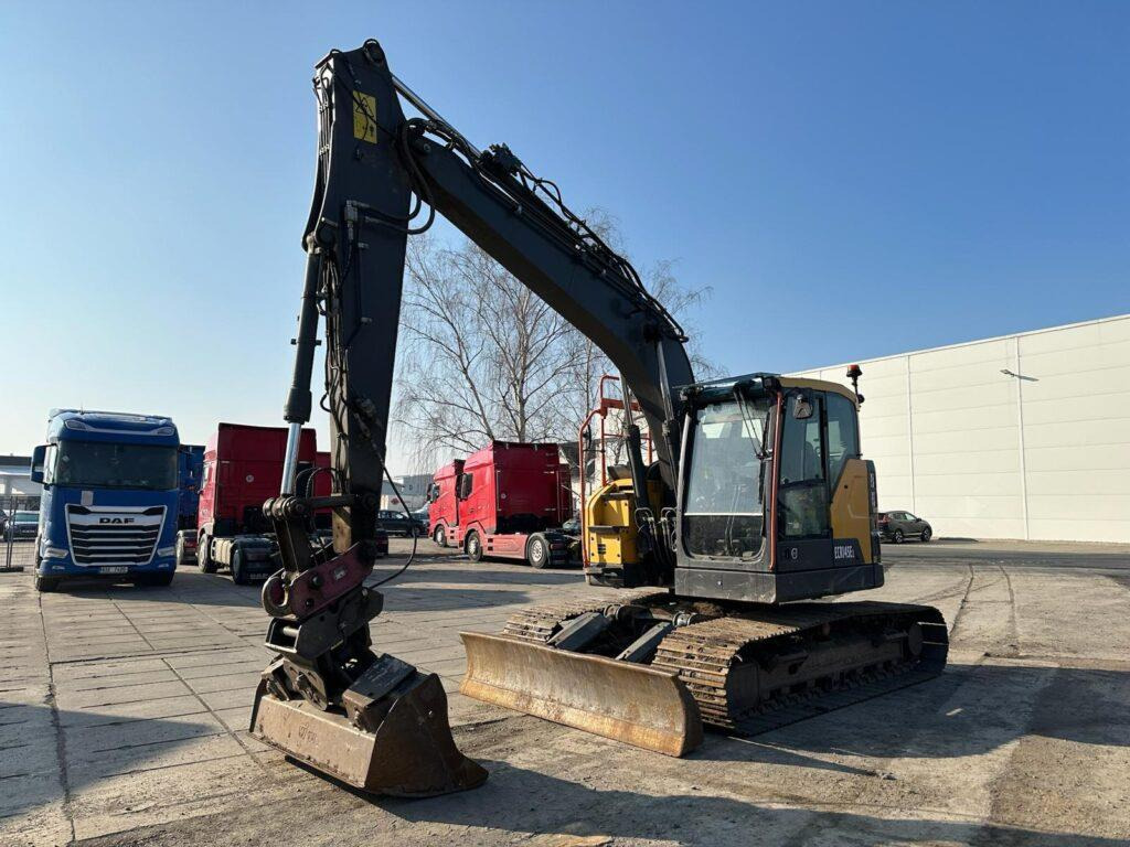 Volvo ECR145EL - 履带式挖掘机:图4 Volvo ECR145EL - 履带式挖掘机:图4
