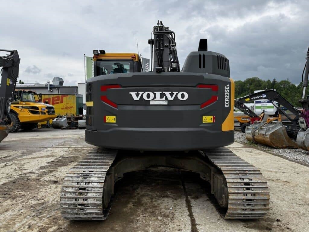 Volvo ECR235EL - 履带式挖掘机:图5 Volvo ECR235EL - 履带式挖掘机:图5