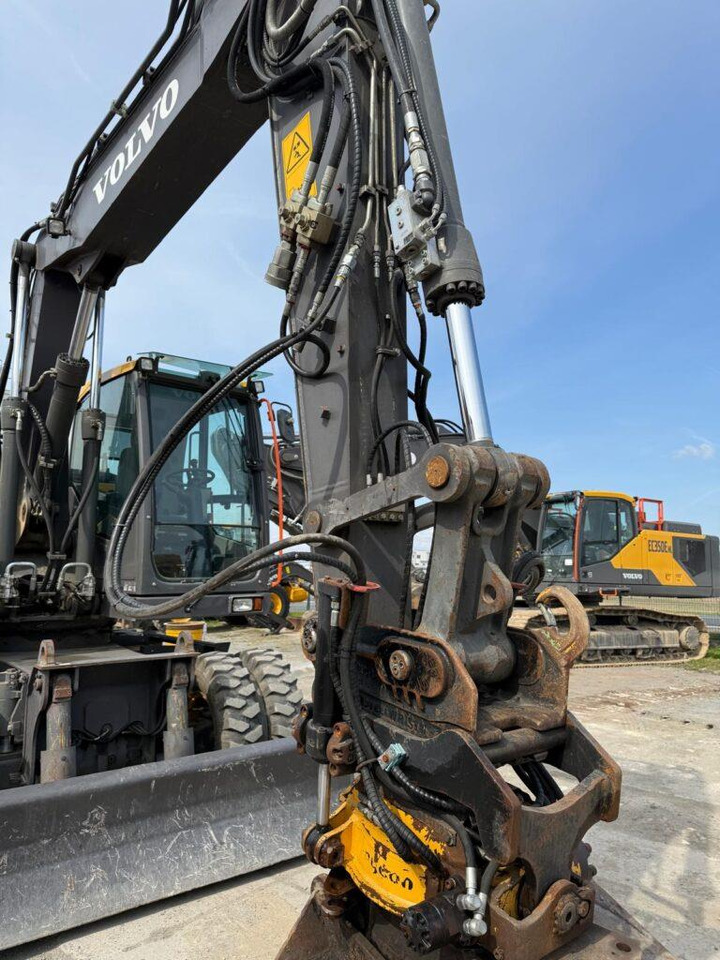 Volvo EWR150E - 轮式挖掘机:图5 Volvo EWR150E - 轮式挖掘机:图5