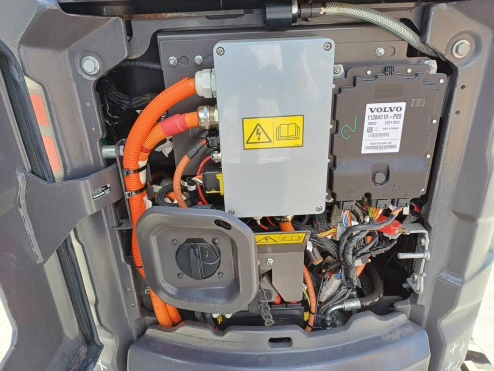 Volvo JECR18E Electric - 小型挖掘机:图5 Volvo JECR18E Electric - 小型挖掘机:图5