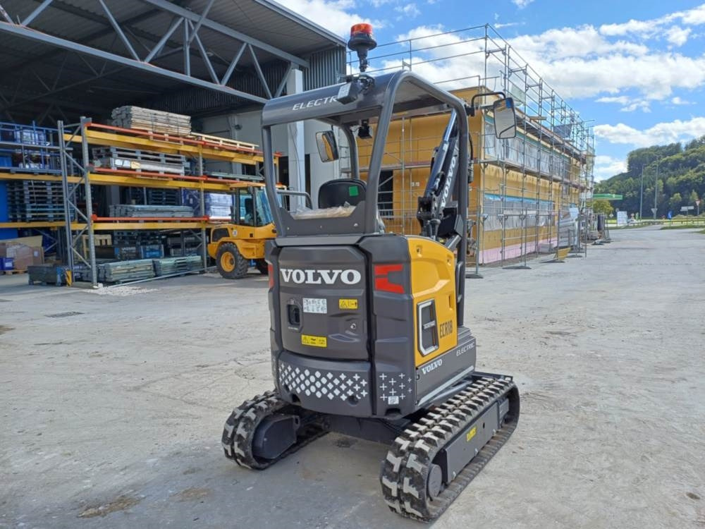 Volvo JECR18E Electric - 小型挖掘机:图2 Volvo JECR18E Electric - 小型挖掘机:图2