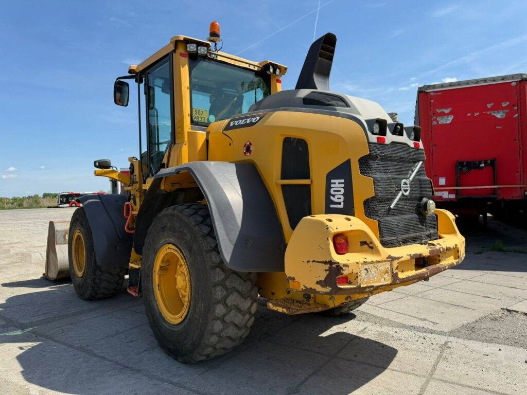Volvo L60H - 轮式装载机:图2 Volvo L60H - 轮式装载机:图2