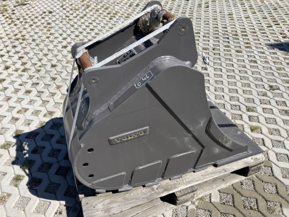 Volvo Tieflöffel mit Messer S50 - 反铲装载机:图2 Volvo Tieflöffel mit Messer S50 - 反铲装载机:图2
