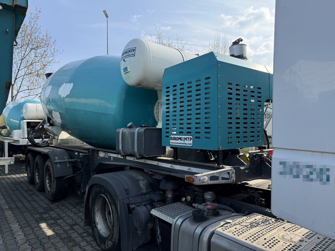 Betonmischer-Auflieger Euromix 12 m³ mit Motor - 混凝土搅拌车:图4 Betonmischer-Auflieger Euromix 12 m³ mit Motor - 混凝土搅拌车:图4