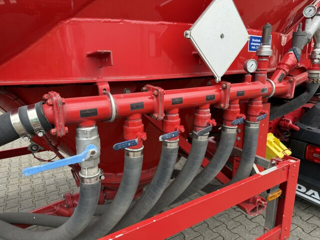 Feldbinder EUT 54.3 liegend. Silo 54.000 Liter 3 Achs - 筒仓拖车:图2 Feldbinder EUT 54.3 liegend. Silo 54.000 Liter 3 Achs - 筒仓拖车:图2