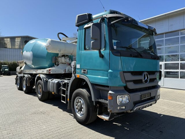 混凝土搅拌半拖车 HTM 1004 3 Achse Betonmischer Auflieger:图8 混凝土搅拌半拖车 HTM 1004 3 Achse Betonmischer Auflieger:图8