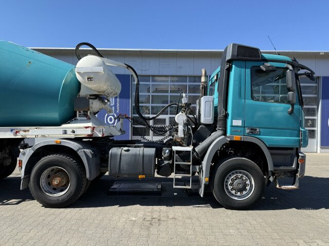 混凝土搅拌半拖车 HTM 1004 3 Achse Betonmischer Auflieger:图9 混凝土搅拌半拖车 HTM 1004 3 Achse Betonmischer Auflieger:图9