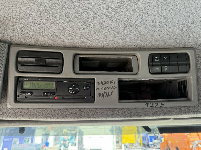 混凝土搅拌半拖车 HTM 1004 3 Achse Betonmischer Auflieger:图5 混凝土搅拌半拖车 HTM 1004 3 Achse Betonmischer Auflieger:图5