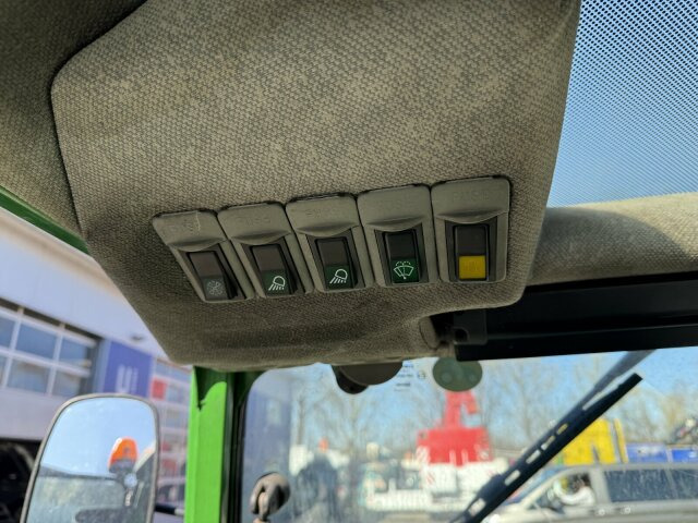 John Deere 3520 Kommunaltrak. Frontkraftheber Kuppeldreieck - 市政牵引车:图4 John Deere 3520 Kommunaltrak. Frontkraftheber Kuppeldreieck - 市政牵引车:图4