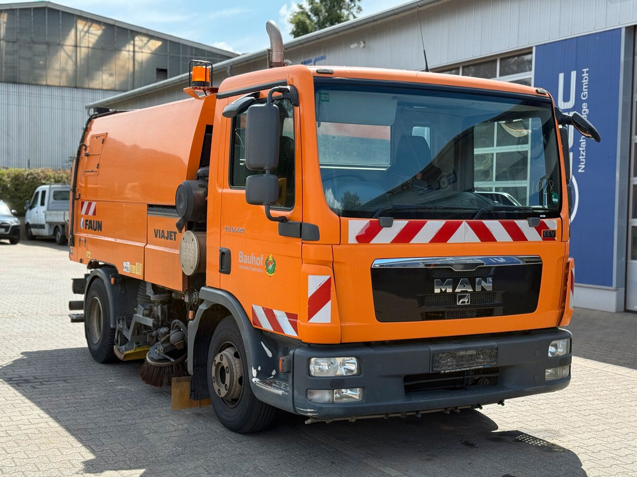 MAN 12.220 4x2 BL Kehrmaschine Viajet 5RHS - 道路清扫机:图1 MAN 12.220 4x2 BL Kehrmaschine Viajet 5RHS - 道路清扫机:图1