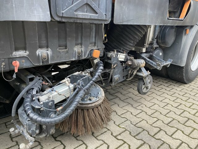 MAN TGA 26.430 6x2-2 LL 租赁 MAN TGA 26.430 6x2-2 LL:图12 MAN TGA 26.430 6x2-2 LL 租赁 MAN TGA 26.430 6x2-2 LL:图12